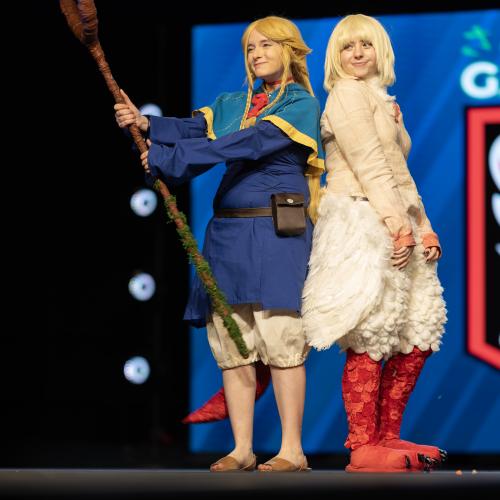 Falin and Marcille from Dungeon Meshi
Cosplayers: Bombeejester and Peeta
Bombeejeste: https://www.instagram.com/bombeejester/
Peeta: https://www.instagram.com/peeta_bret/